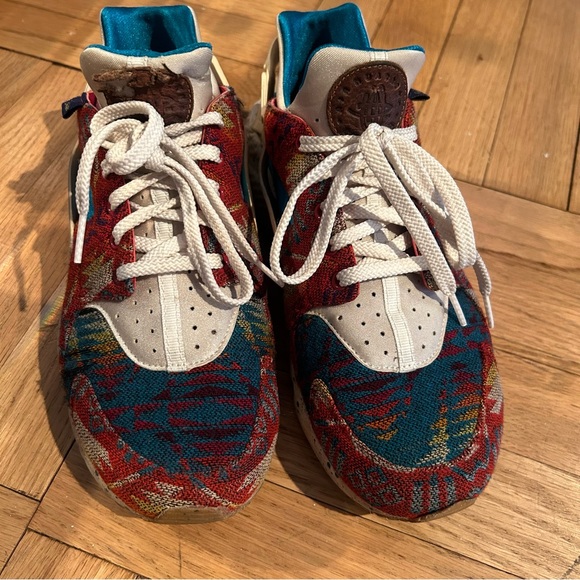 NIKEiD Aztec Tribal Red Print Pendleton AIR HUARACHE US Men’s 9 - Picture 4 of 9